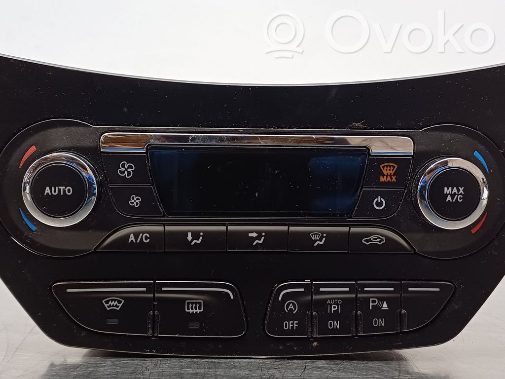 Ford C-MAX II Climate control unit 