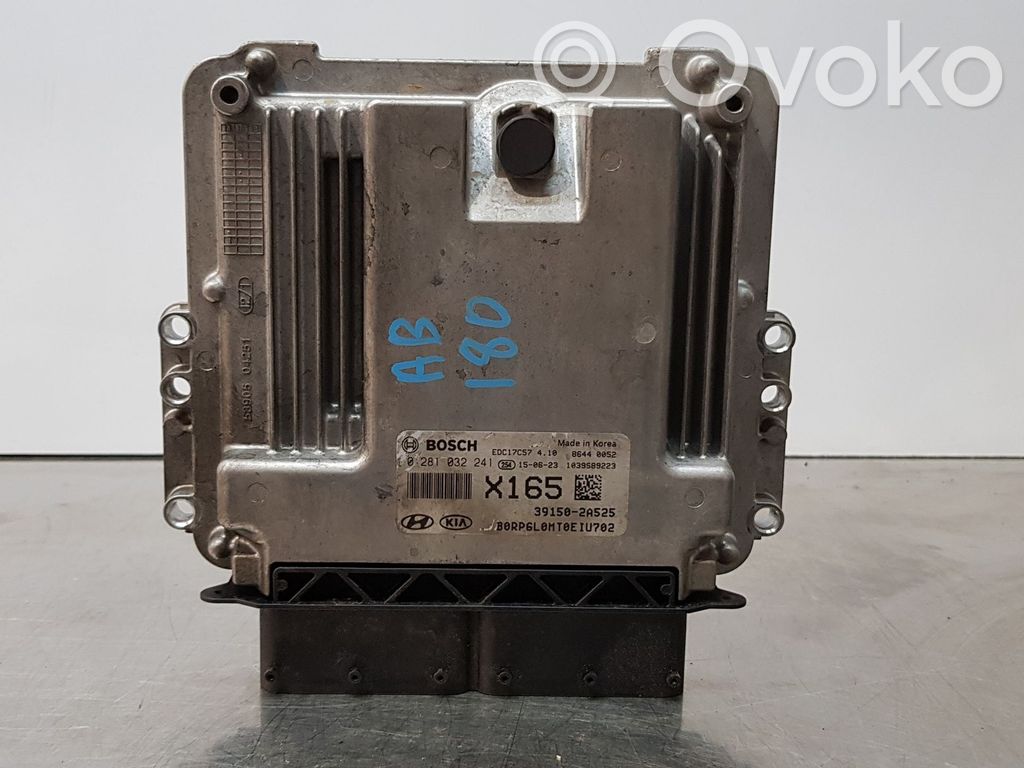 KIA Carens III Engine control unit/module 