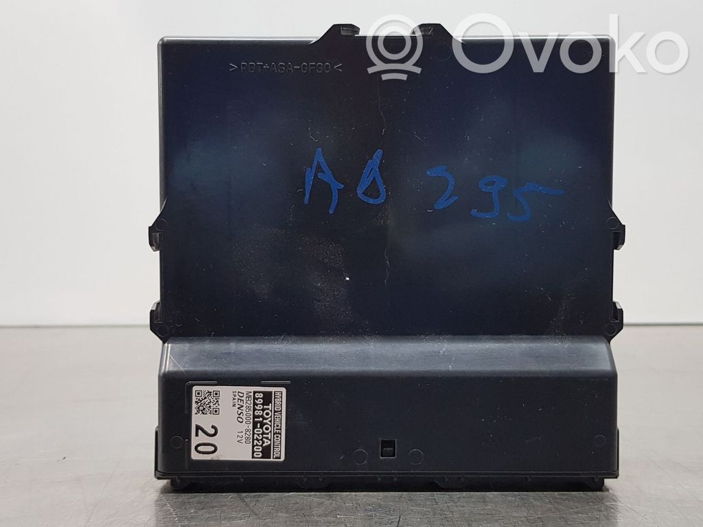 Toyota Corolla E160 E170 Comfort/convenience module 