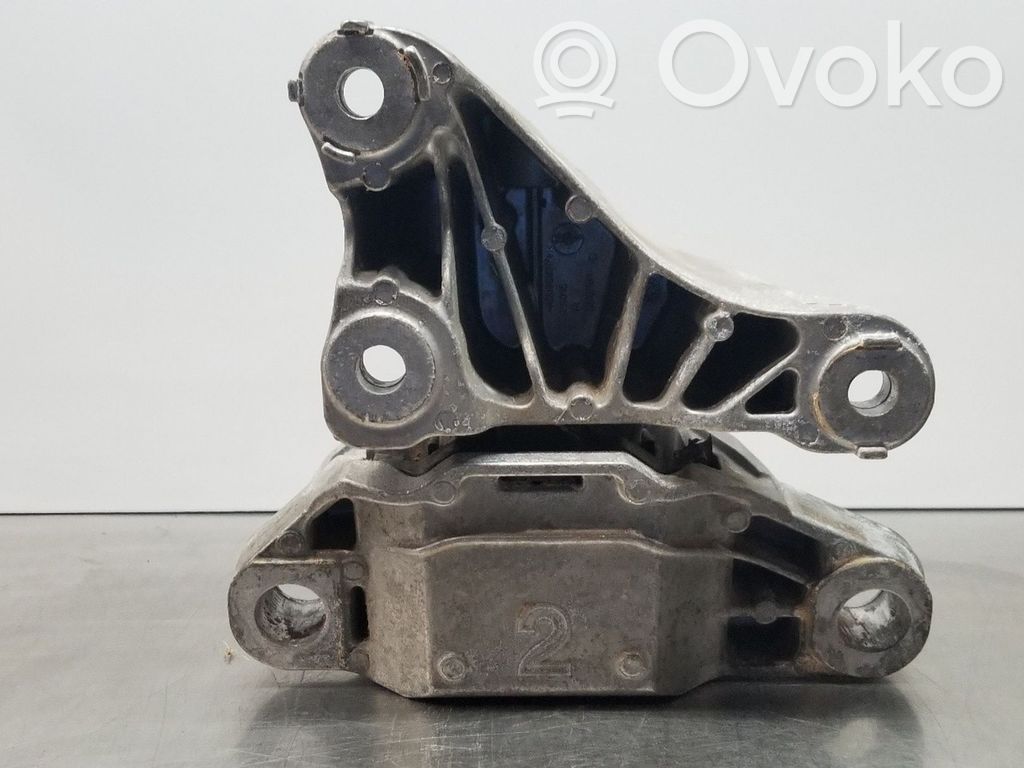 Engine mount bracket   2530044,JX617M121JD,JX617M121JE