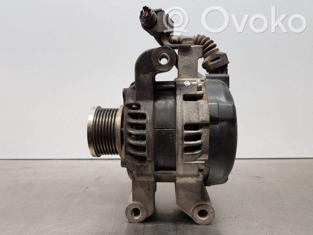 Toyota Auris E180 Ģenerators 