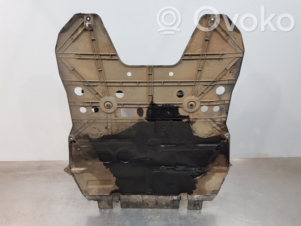 Peugeot 308 Engine splash shield/under tray 