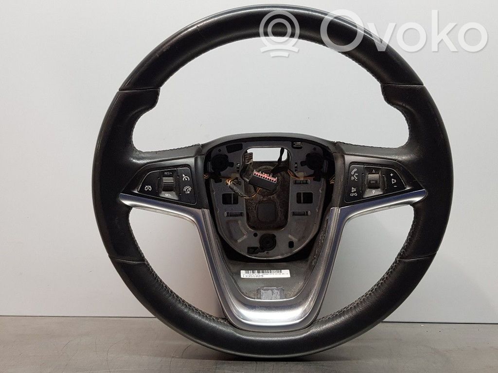 Volante   13351029