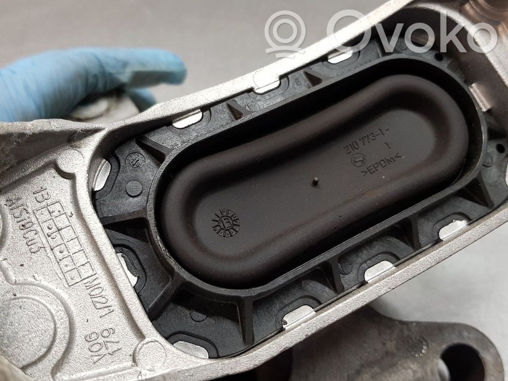 Engine mount bracket   13347453