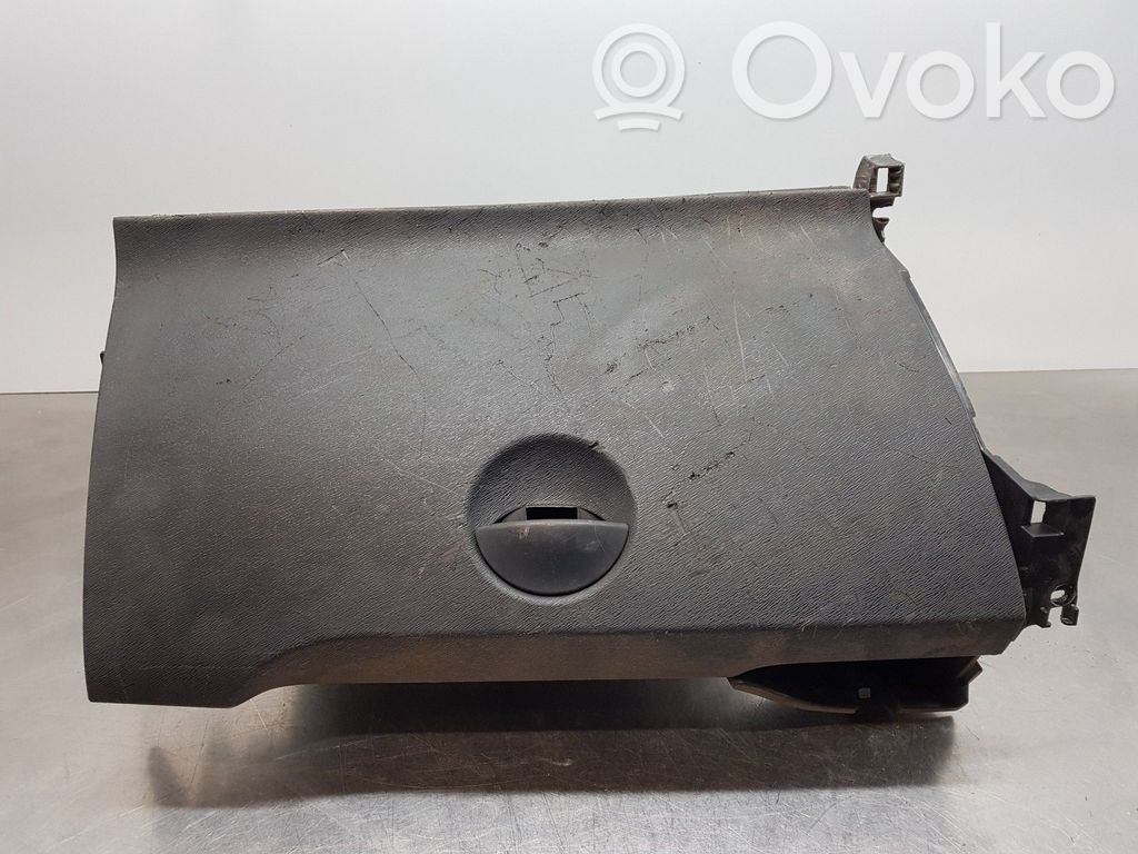 Guantera   681083048R