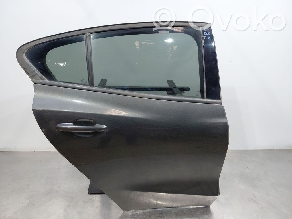 Ford Focus Galinės durys 