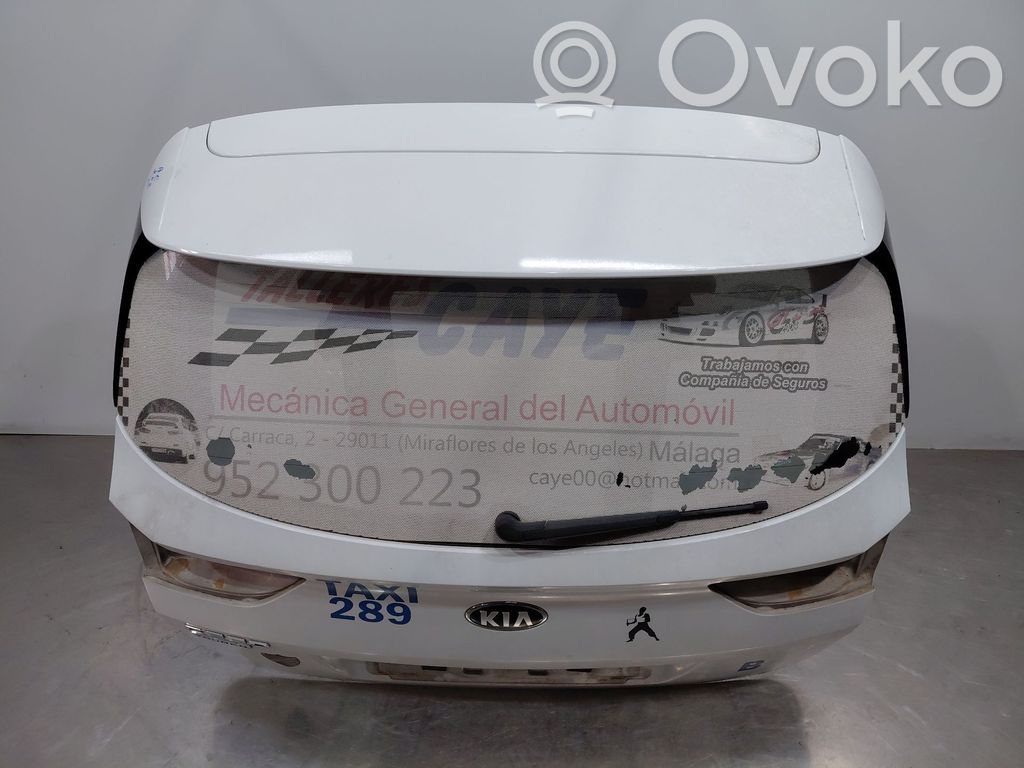 KIA Ceed Rear door 
