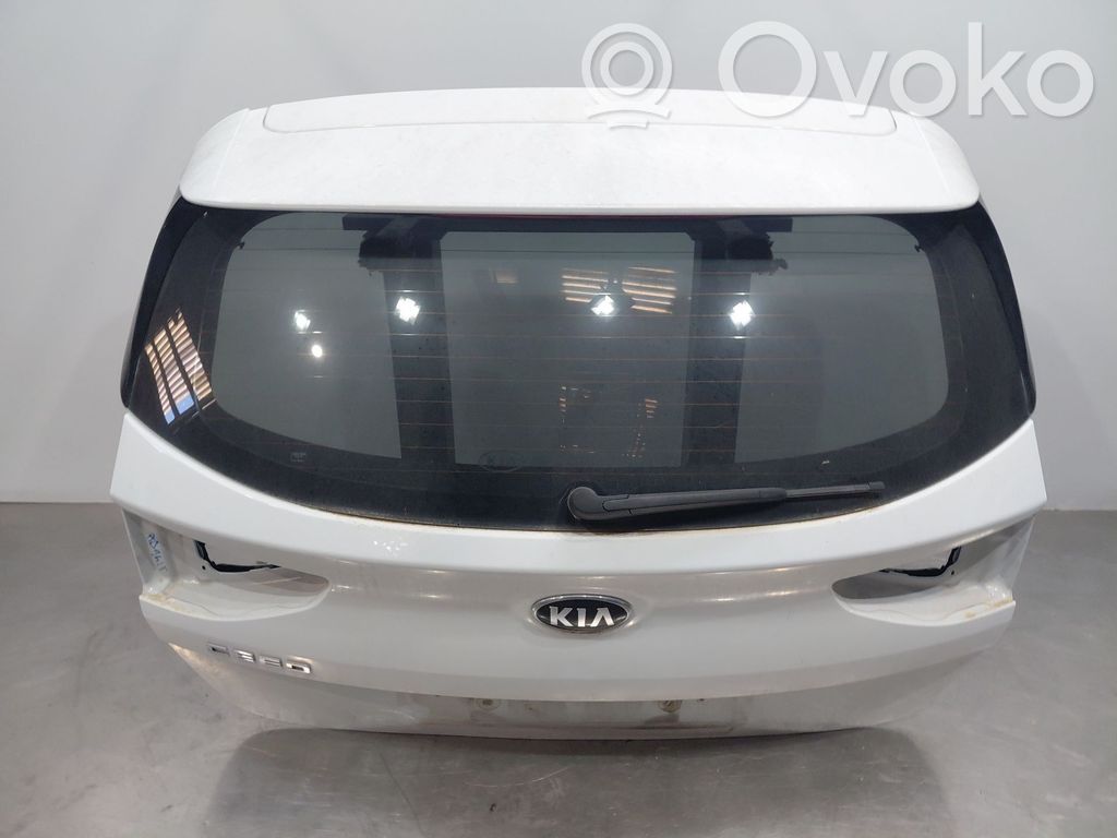 KIA Ceed Rear door 