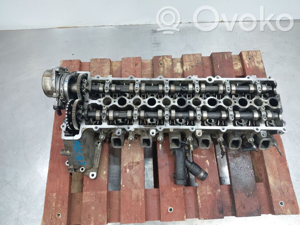 BMW 5 E39 Engine head 