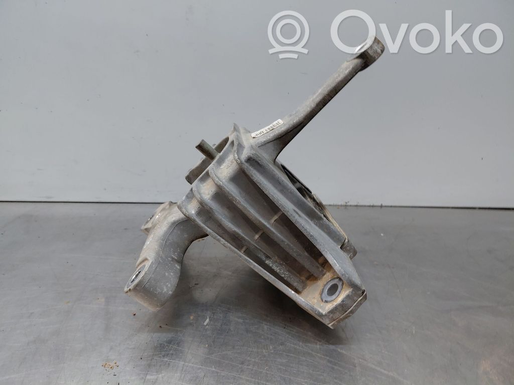 Hyundai i30 Engine mount bracket 