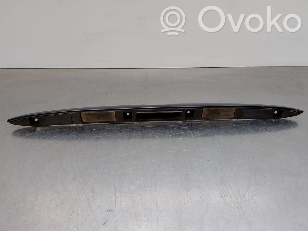 Manecilla externa puerta trasera   51137170674