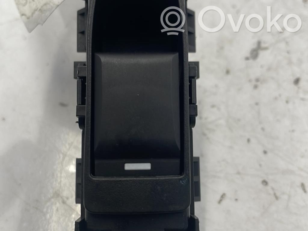 Jeep Compass Przyciski szyb 