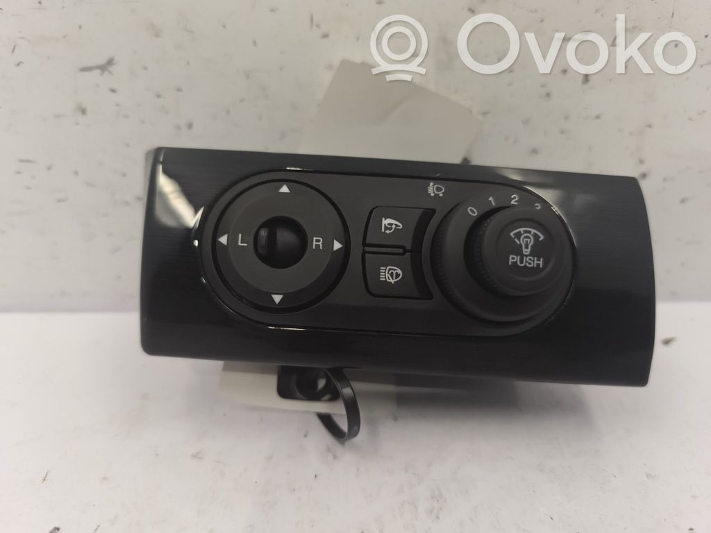 Chevrolet Captiva Wing mirror switch 