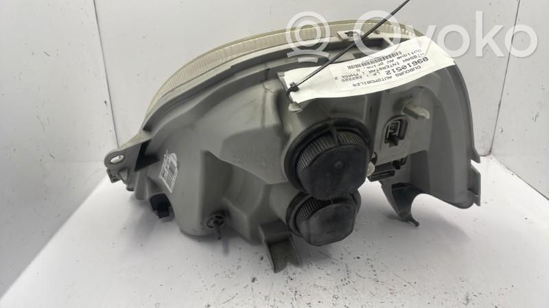 Nissan Interstar Phare frontale 