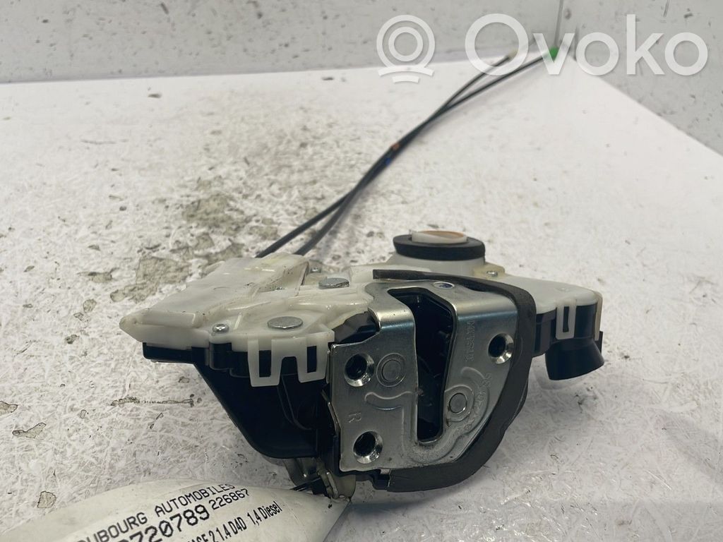 Toyota Yaris Serrure de porte avant 