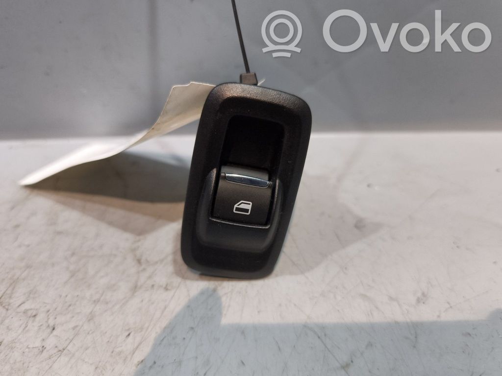 Electric window control switch   2092818