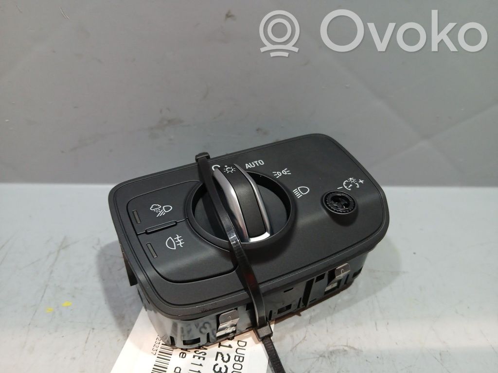 Light switch   8V0941531AR