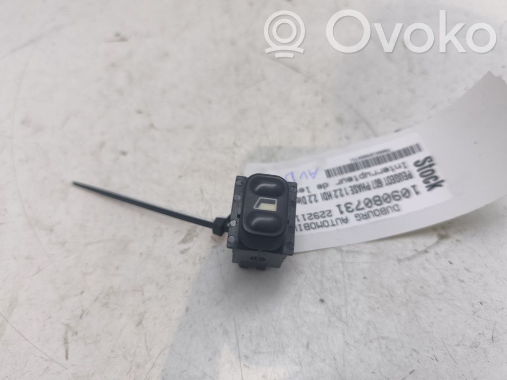 Peugeot 607 Interruttore di controllo dell’alzacristalli elettrico 