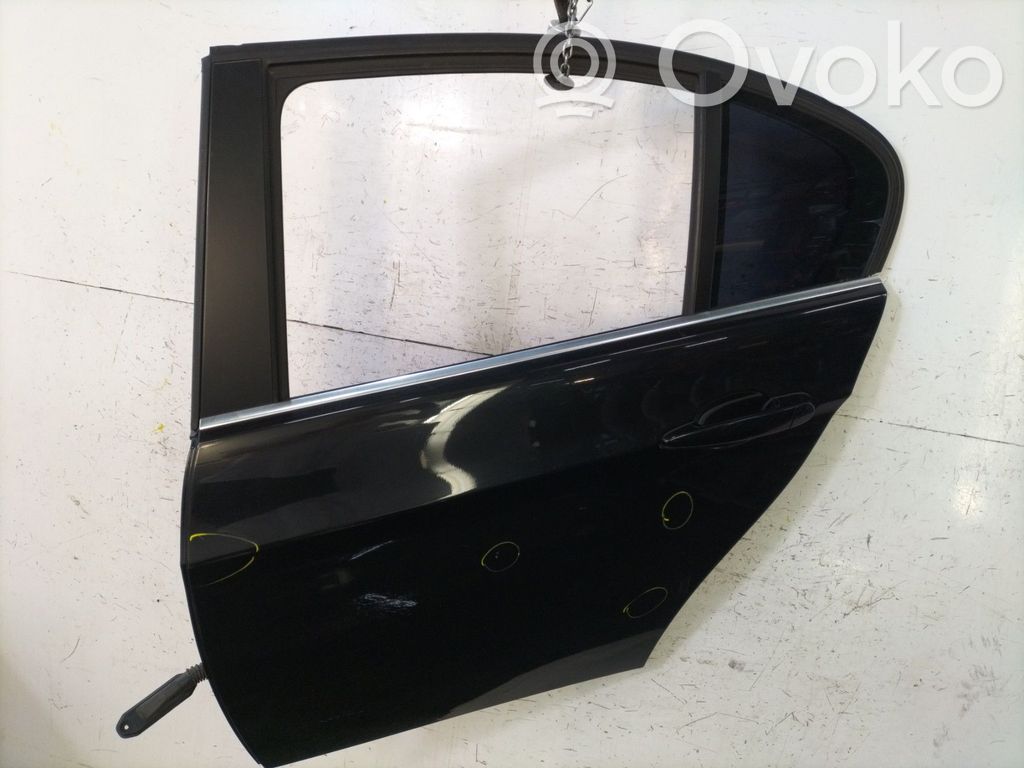 Rear door   41007203647