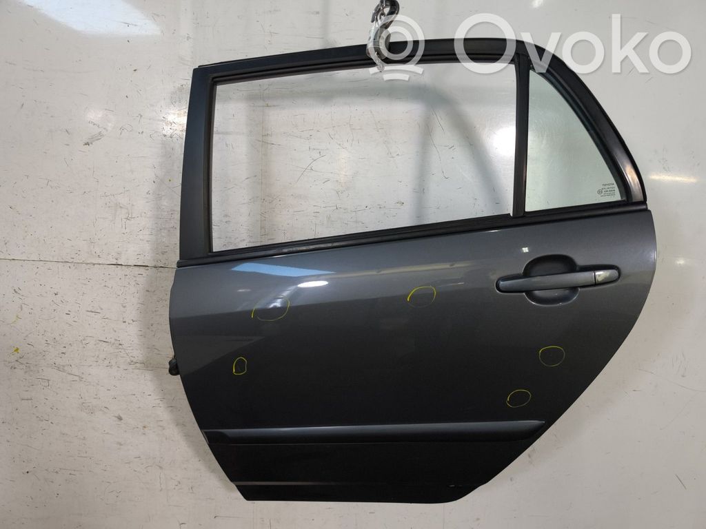 Toyota Corolla E120 E130 Galinės durys 