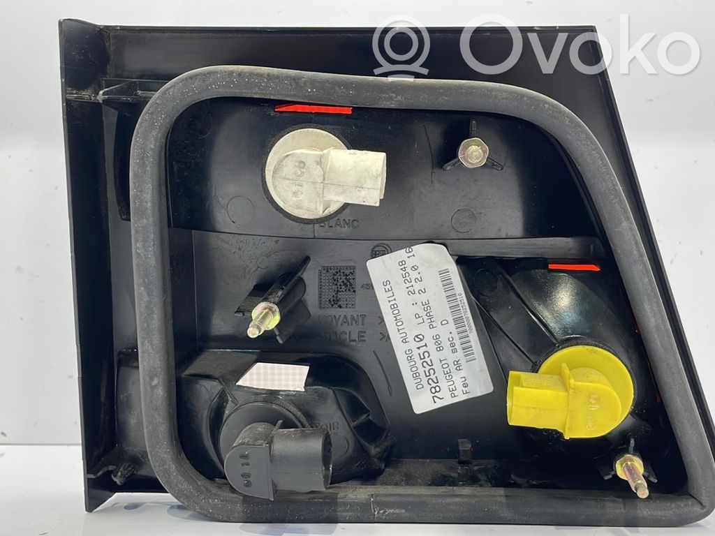 Peugeot 806 Luci posteriori del portellone del bagagliaio 
