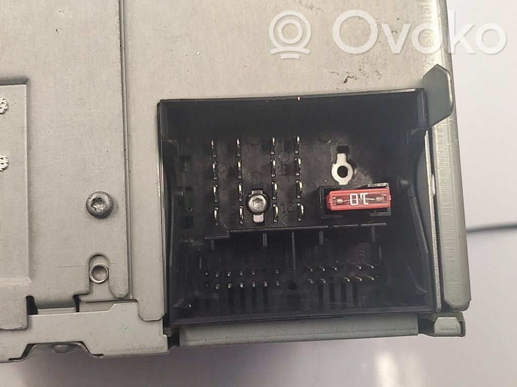 Volkswagen Touran I Unitate principală radio/CD/DVD/GPS 