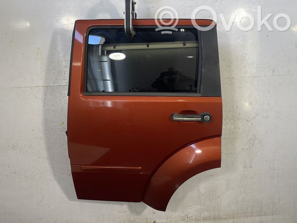 Dodge Nitro Galinės durys 