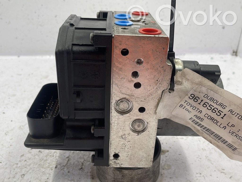 Toyota Corolla Verso E121 Bomba de ABS 