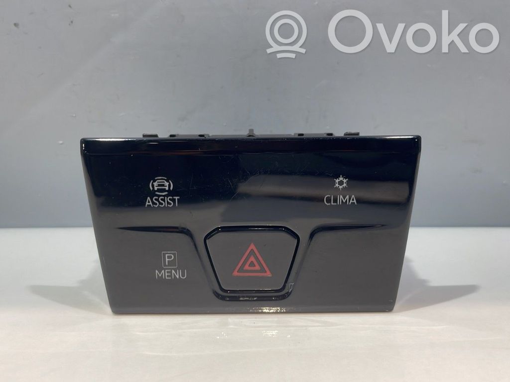 Volkswagen Golf VIII Interruttore luci di emergenza