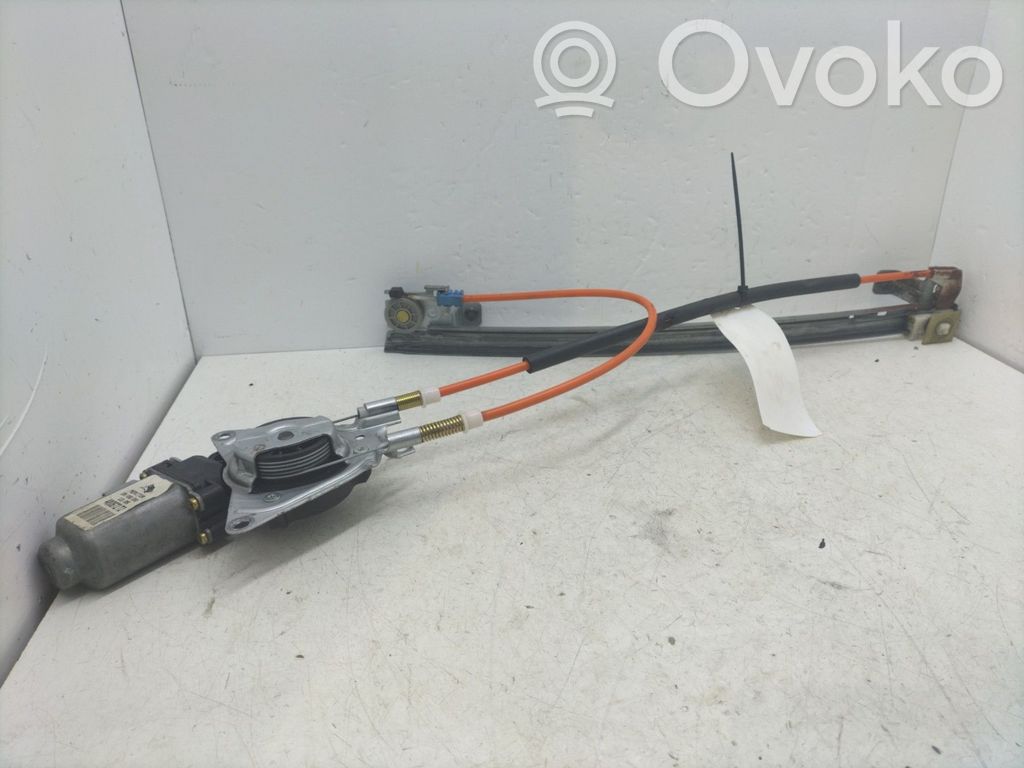 Peugeot 106 Macara ușă față cu motor 