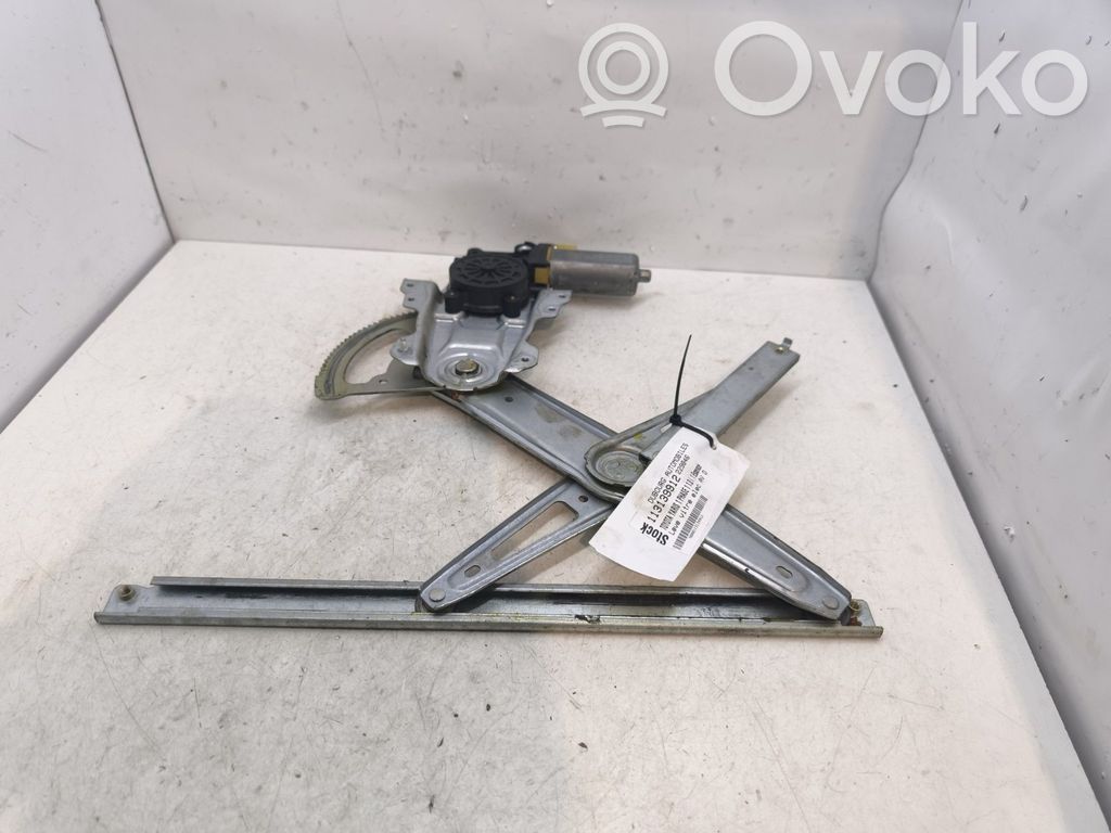 Toyota Yaris Alzacristalli della portiera anteriore con motorino 