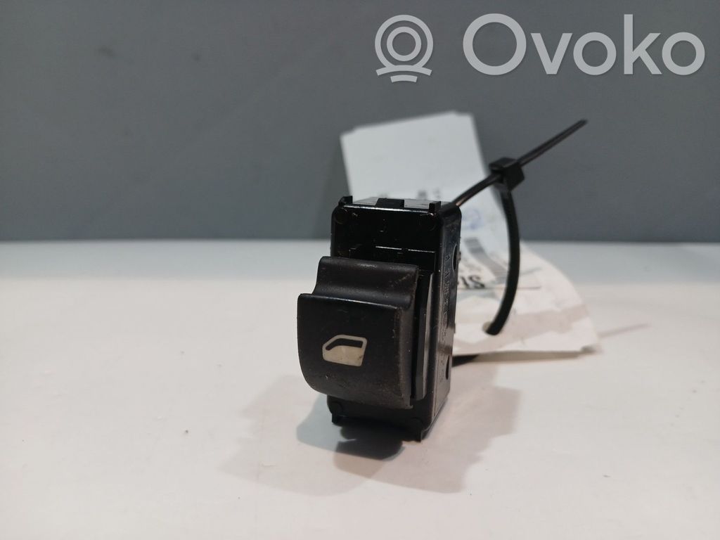 Citroen Berlingo Electric window control switch 