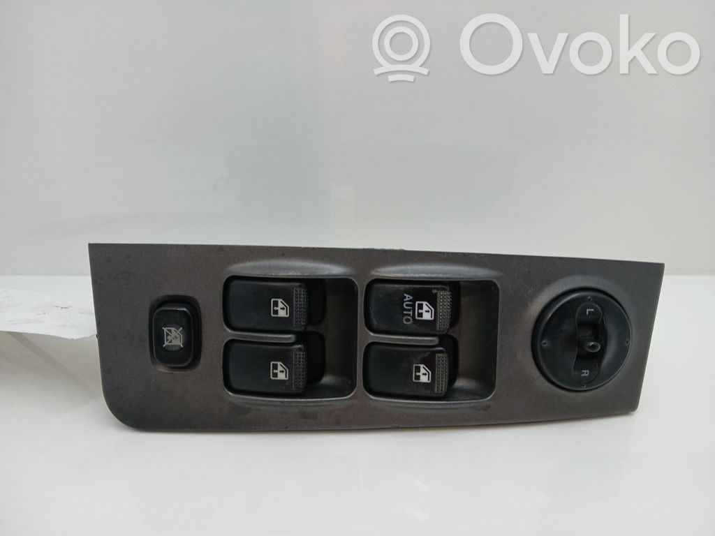 Volkswagen PASSAT B7 Comutator comandă geamuri electrice 