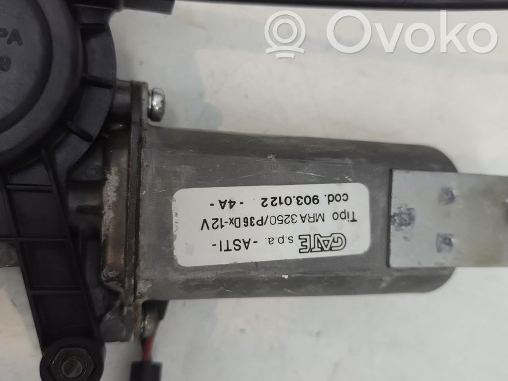 Renault Espace II Macara ușă față cu motor 