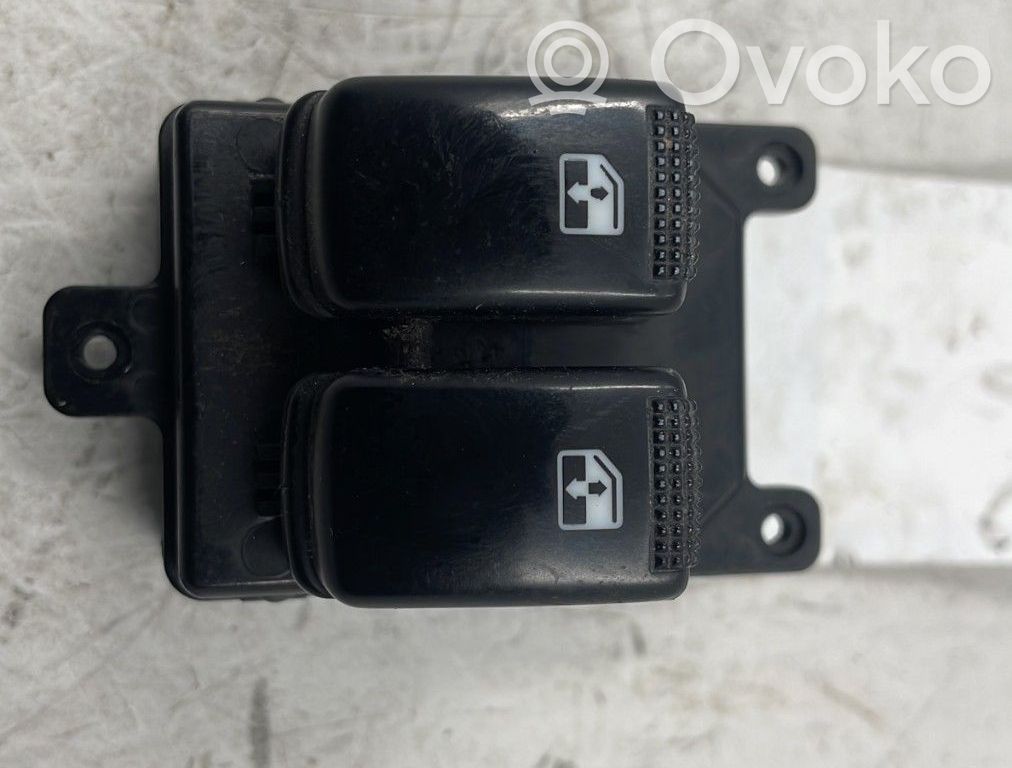 Electric window control switch   9357007500