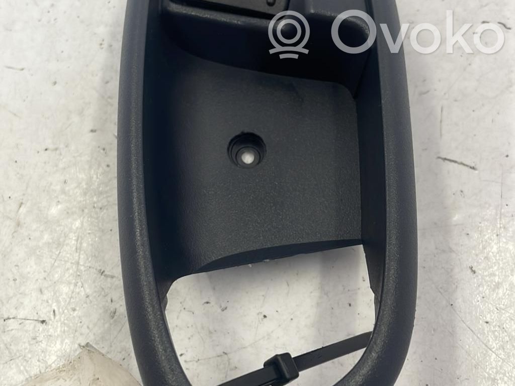 Electric window control switch   1428969