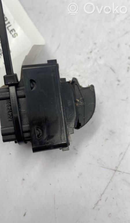 Citroen Berlingo Electric window control switch 