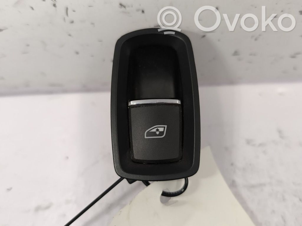 Porsche Cayenne (92A) Electric window control switch 