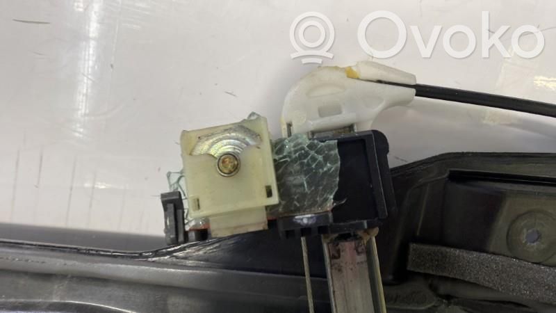 Regulador de puerta trasera con motor   P9A72