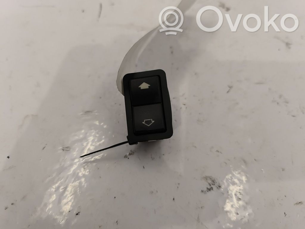 Electric window control switch   61318368974