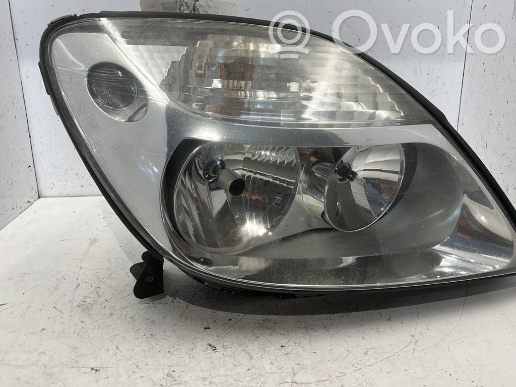 Scheinwerfer   89002383