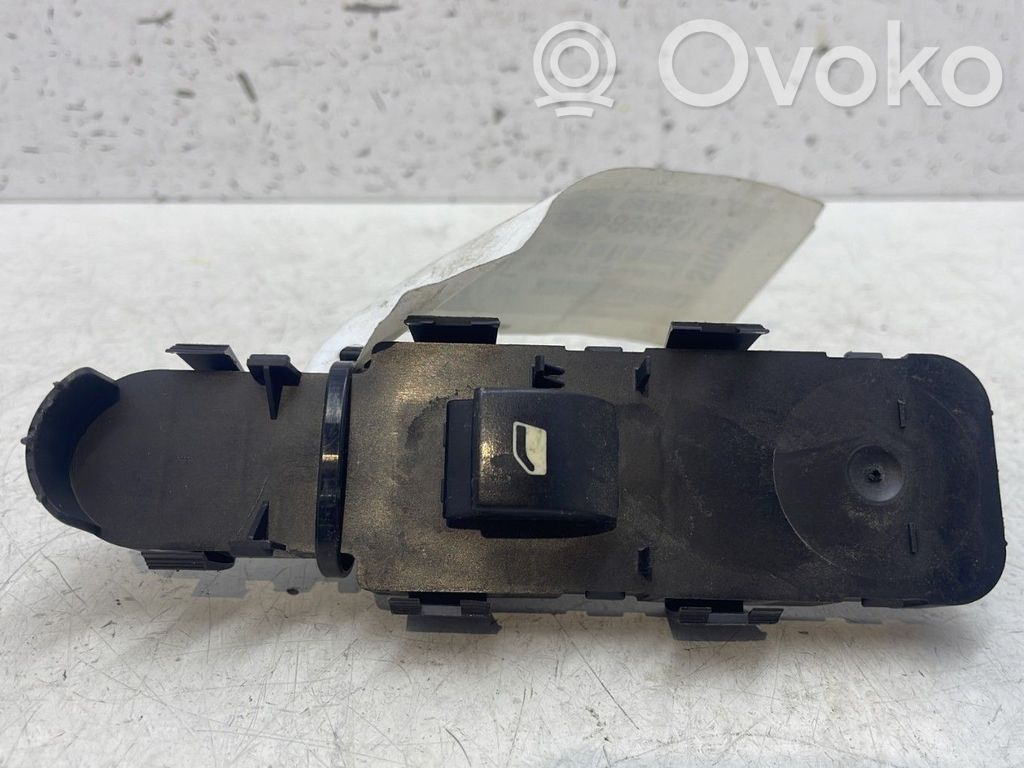 Electric window control switch   6554SA