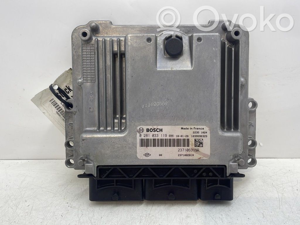 Renault Clio IV Engine control unit/module 