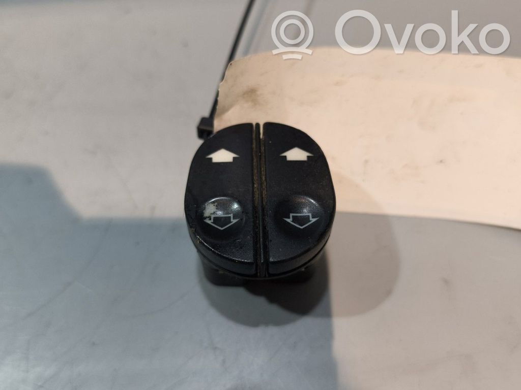 Electric window control switch   1007910