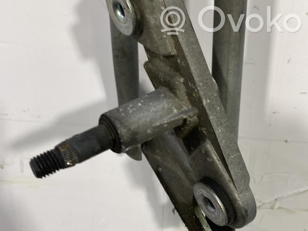 Motor del limpiaparabrisas trasero   8200311486