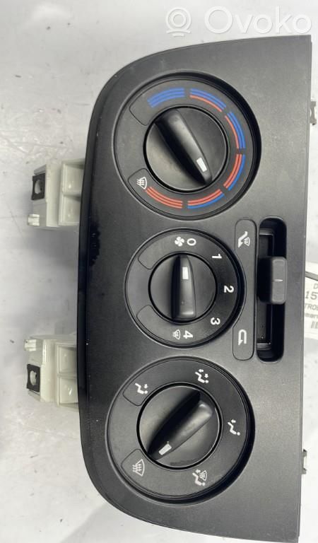 Climate control unit   00006490K3