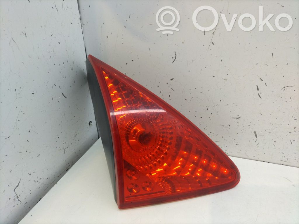 Peugeot 3008 I Luci posteriori del portellone del bagagliaio