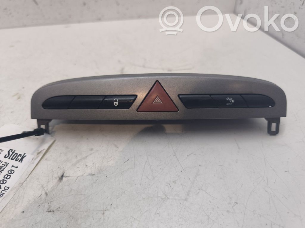 Peugeot 308 Przycisk świateł awaryjnych 