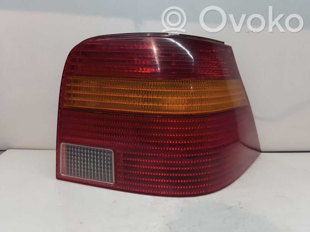 Volkswagen Golf IV Lampă spate în caroserie