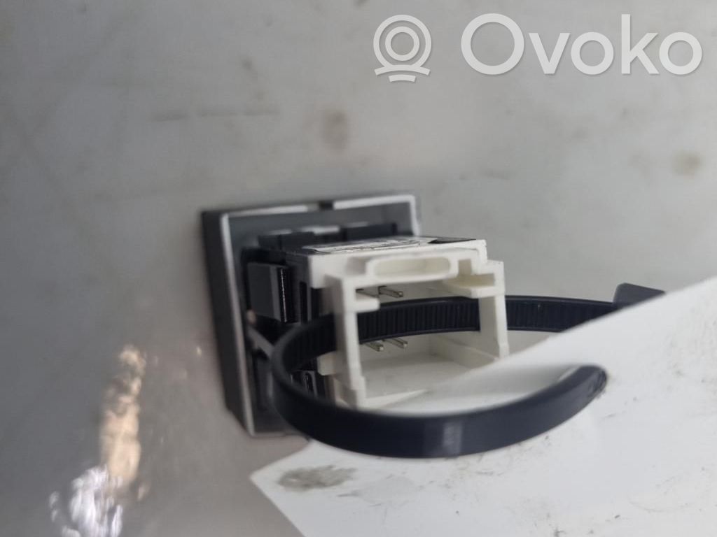 Peugeot 508 Interruttore luci di emergenza 